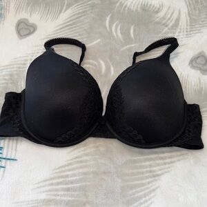 Black Lace Victoria Secret Women's Bra Sz 38 D